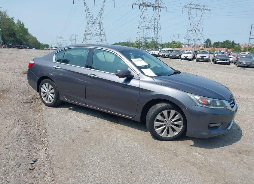 2015 Honda Accord EX-L V-6 (VIN 1HGCR3F81FA026533) main photo