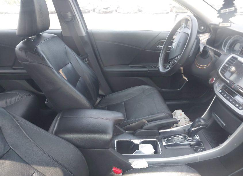 Photo 5 of 2015 Honda Accord EX-L V-6 (VIN 1HGCR3F81FA026533)