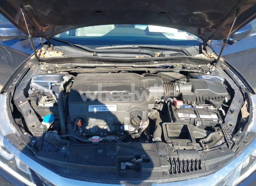 Photo 10 of 2016 Honda Accord EX-L V-6 (VIN 1HGCR3F81GA002461)