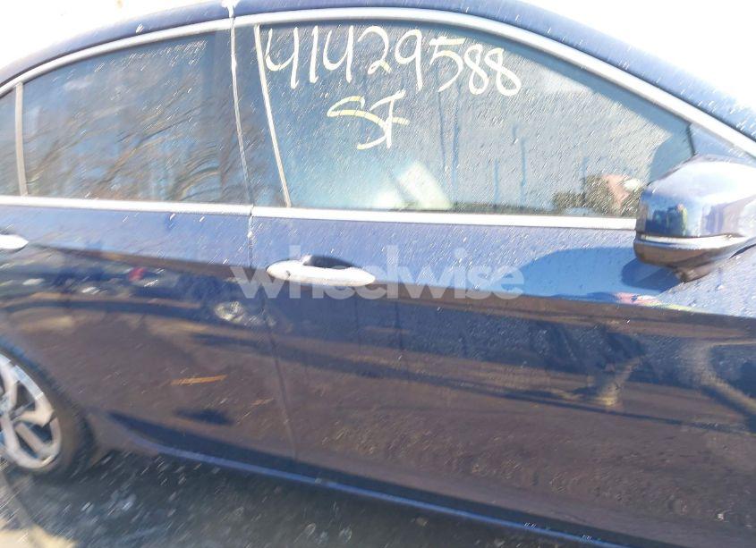 Photo 13 of 2016 Honda Accord EX-L V-6 (VIN 1HGCR3F81GA002461)