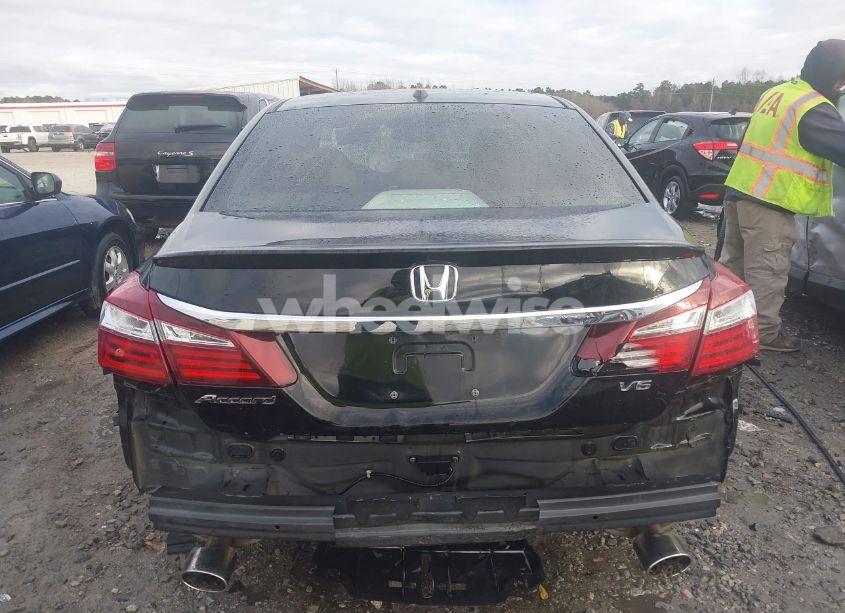 Photo 17 of 2017 Honda Accord EX-L V6 (VIN 1HGCR3F81HA016782)