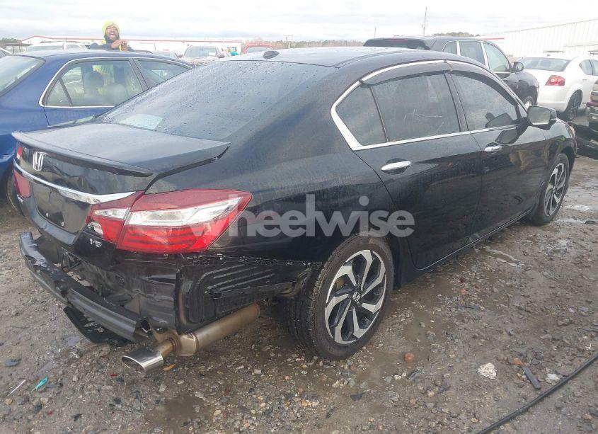 Photo 4 of 2017 Honda Accord EX-L V6 (VIN 1HGCR3F81HA016782)