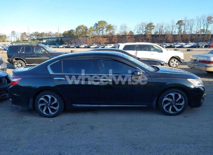 Photo 13 of 2017 Honda Accord EX-L V6 (VIN 1HGCR3F81HA033419)