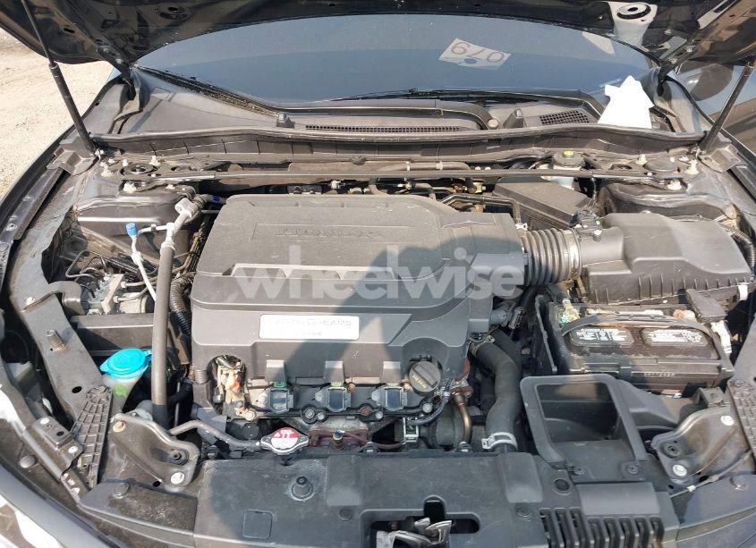 Photo 10 of 2017 Honda Accord EX-L V6 (VIN 1HGCR3F81HA039172)