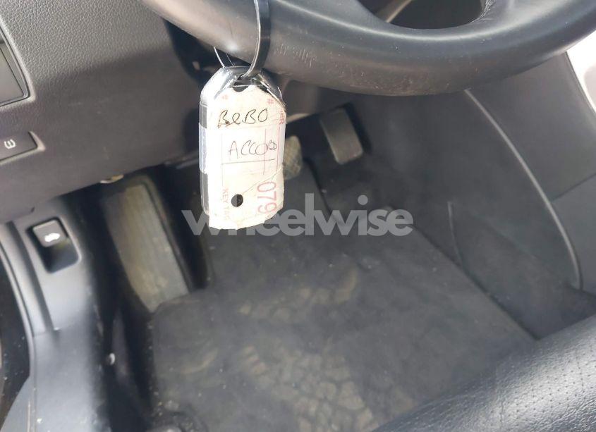 Photo 11 of 2017 Honda Accord EX-L V6 (VIN 1HGCR3F81HA039172)