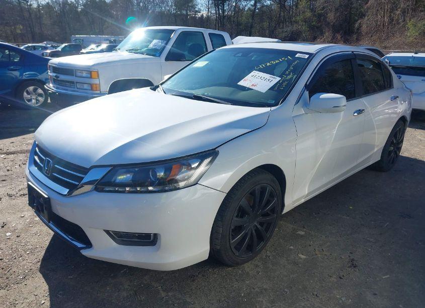 Photo 2 of 2013 Honda Accord EX-L V-6 (VIN 1HGCR3F82DA008894)