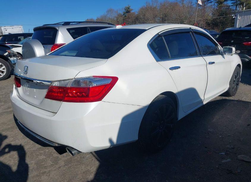 Photo 4 of 2013 Honda Accord EX-L V-6 (VIN 1HGCR3F82DA008894)