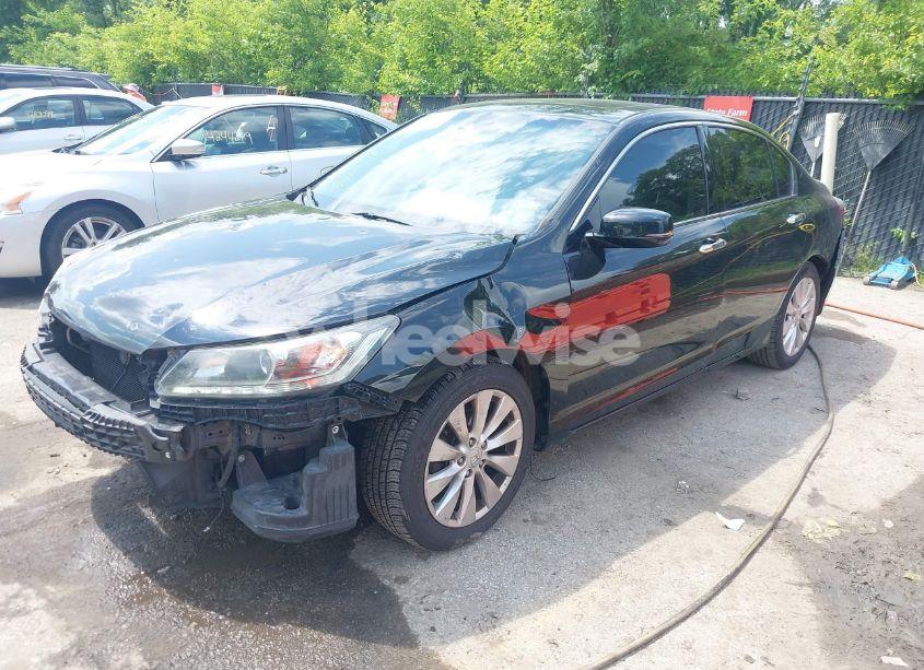 Photo 2 of 2013 Honda Accord EX-L V-6 (VIN 1HGCR3F82DA013965)