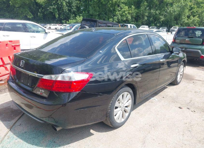 Photo 4 of 2013 Honda Accord EX-L V-6 (VIN 1HGCR3F82DA013965)