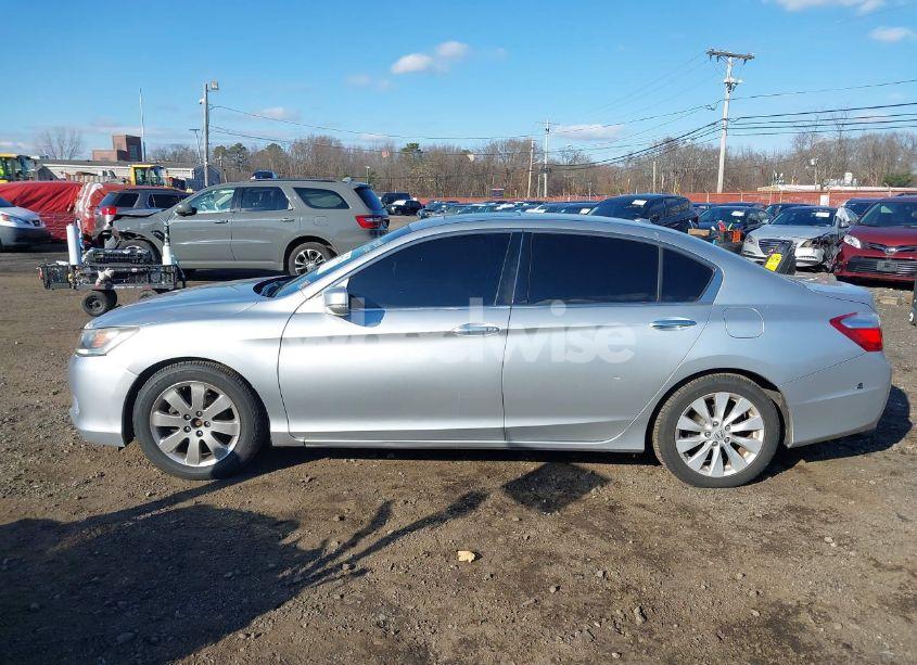 Photo 14 of 2013 Honda Accord EX-L V-6 (VIN 1HGCR3F82DA019846)