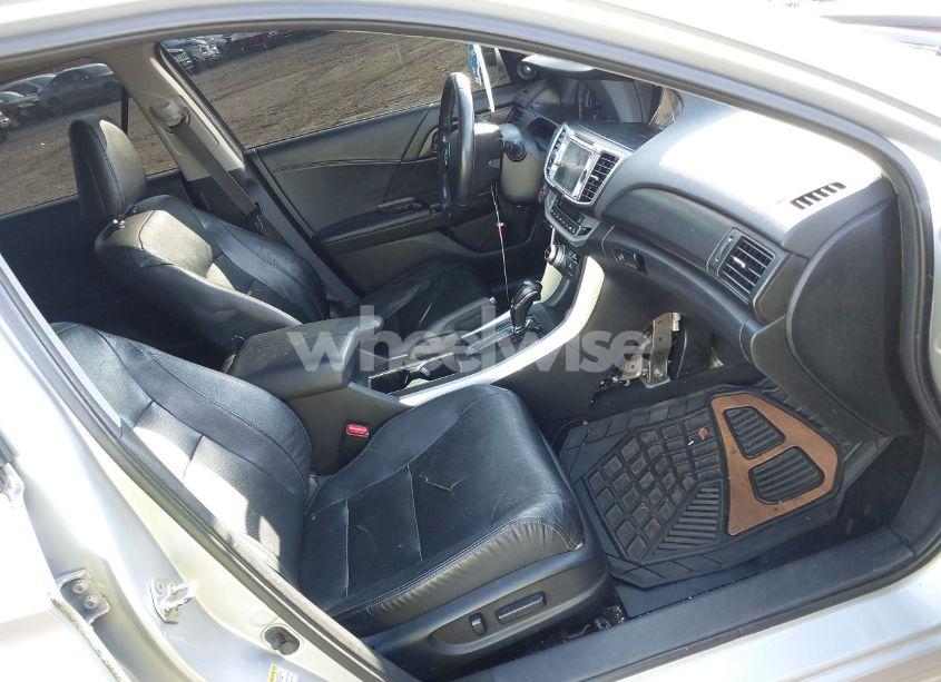 Photo 5 of 2013 Honda Accord EX-L V-6 (VIN 1HGCR3F82DA019846)