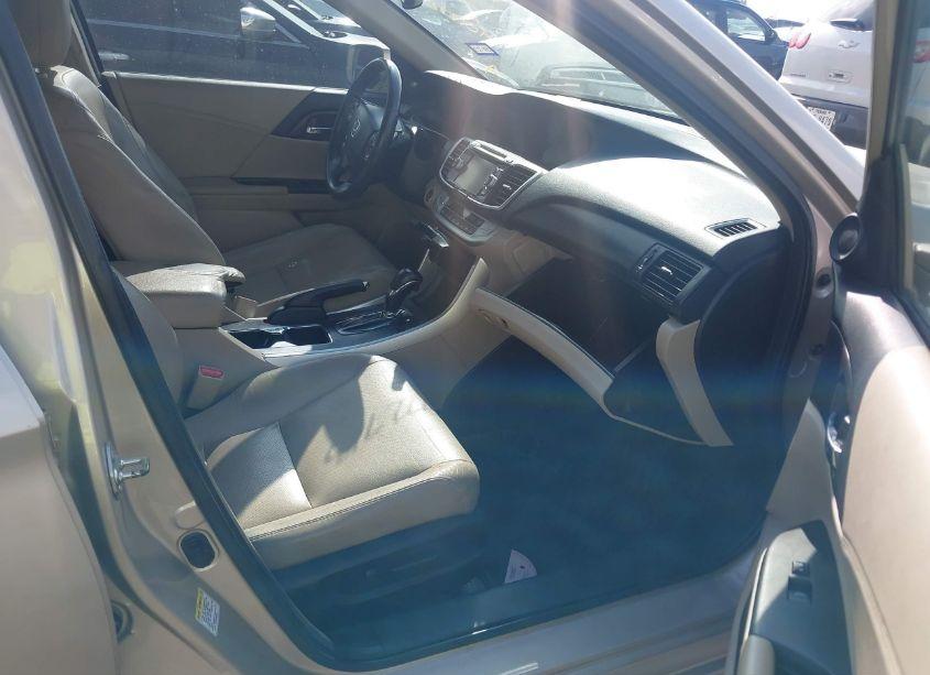 Photo 5 of 2013 Honda Accord EX-L V-6 (VIN 1HGCR3F82DA030684)