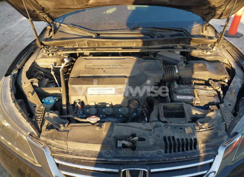 Photo 10 of 2013 Honda Accord EX-L V-6 (VIN 1HGCR3F82DA034198)