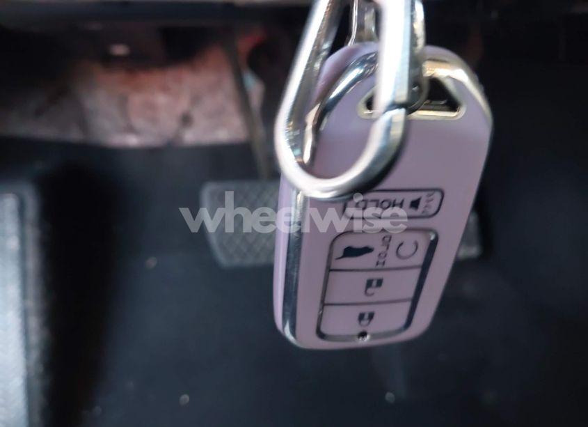 Photo 11 of 2013 Honda Accord EX-L V-6 (VIN 1HGCR3F82DA034198)