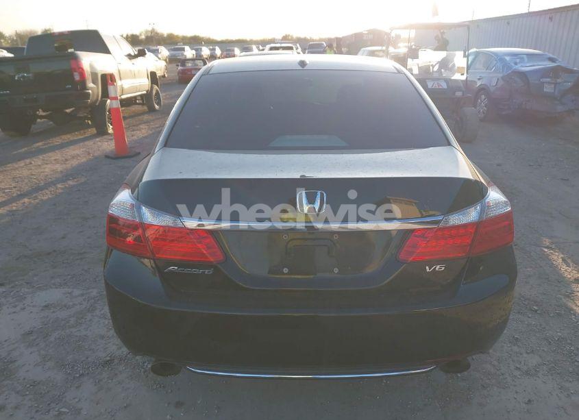 Photo 16 of 2013 Honda Accord EX-L V-6 (VIN 1HGCR3F82DA034198)