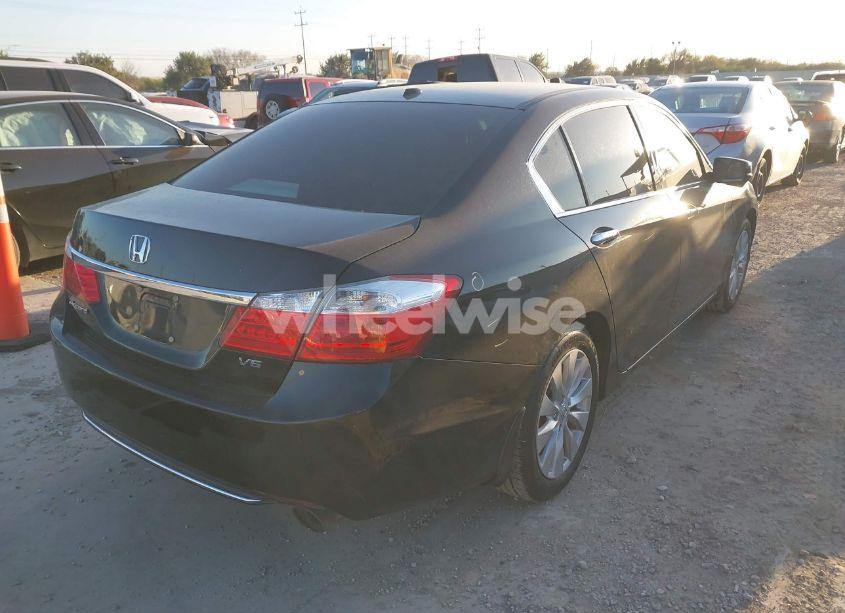 Photo 4 of 2013 Honda Accord EX-L V-6 (VIN 1HGCR3F82DA034198)