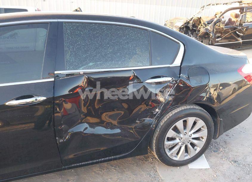 Photo 6 of 2013 Honda Accord EX-L V-6 (VIN 1HGCR3F82DA034198)