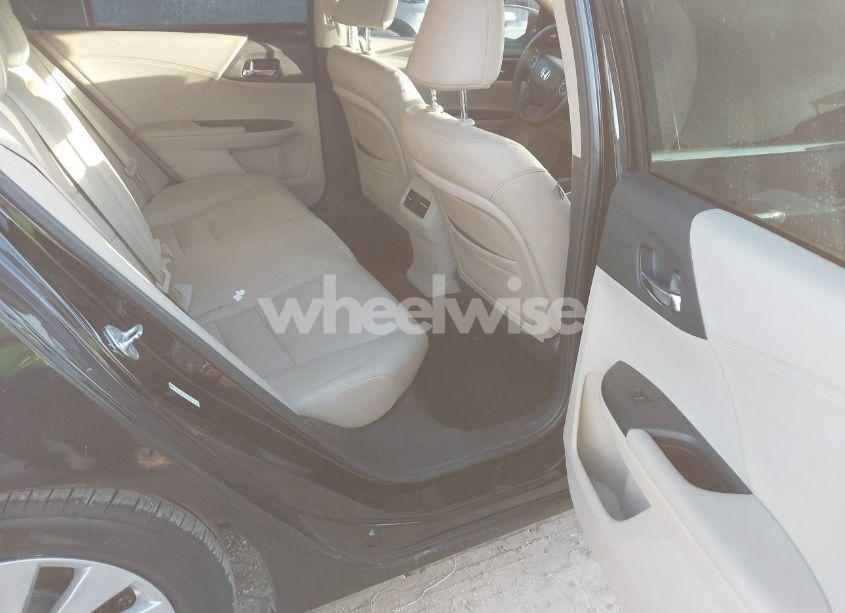 Photo 8 of 2013 Honda Accord EX-L V-6 (VIN 1HGCR3F82DA034198)