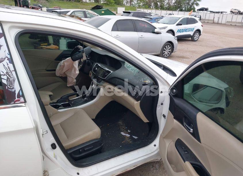 Photo 5 of 2013 Honda Accord EX-L V-6 (VIN 1HGCR3F82DA034430)