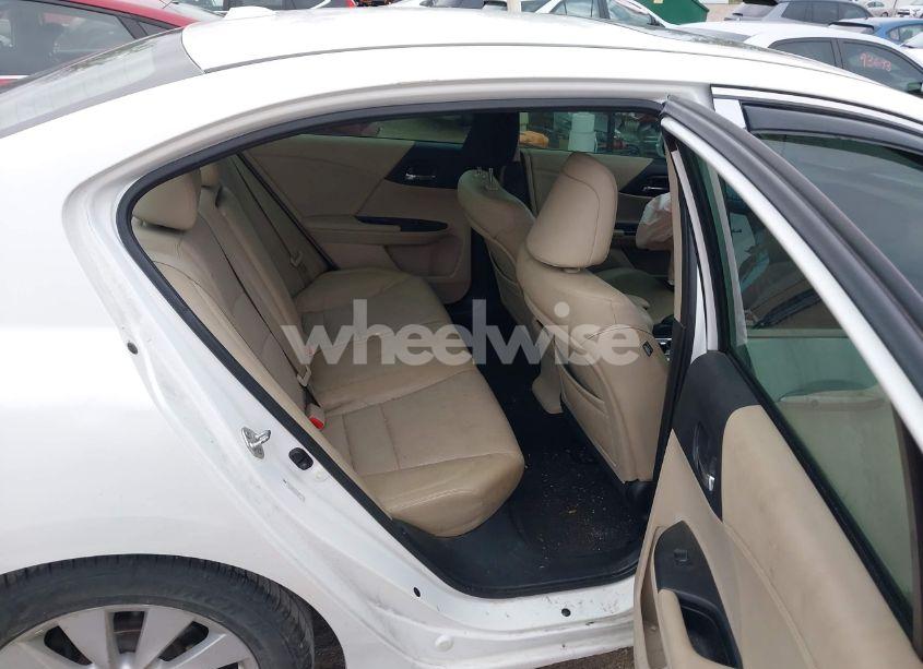 Photo 8 of 2013 Honda Accord EX-L V-6 (VIN 1HGCR3F82DA034430)