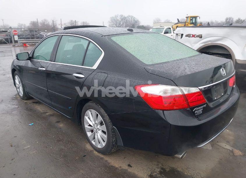 Photo 3 of 2013 Honda Accord EX-L V-6 (VIN 1HGCR3F82DA038154)