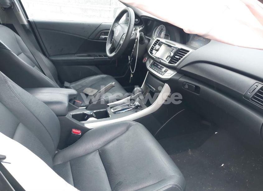 Photo 5 of 2013 Honda Accord EX-L V-6 (VIN 1HGCR3F82DA038154)