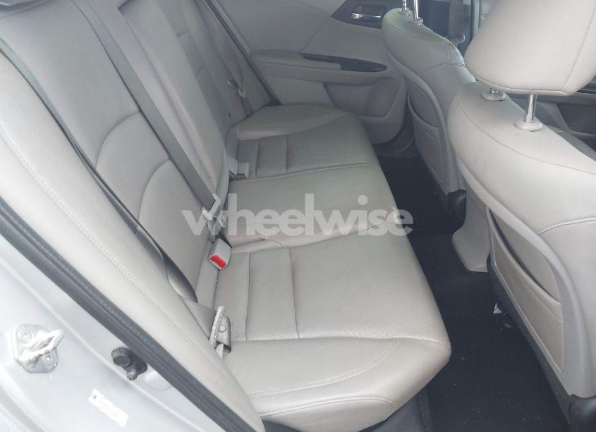 Photo 8 of 2013 Honda Accord EX-L V-6 (VIN 1HGCR3F82DA042883)