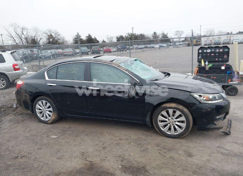 Photo 13 of 2014 Honda Accord EX-L V-6 (VIN 1HGCR3F82EA003440)