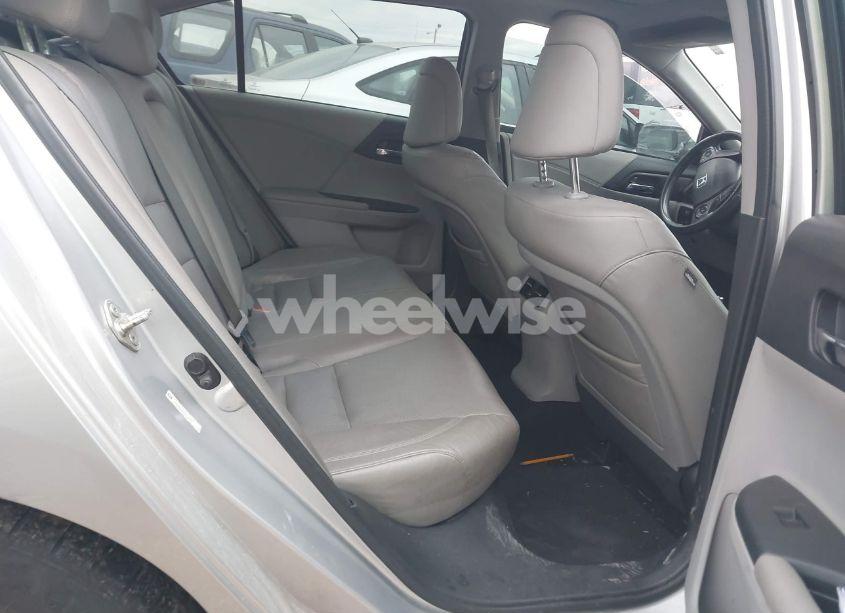 Photo 8 of 2014 Honda Accord EX-L V-6 (VIN 1HGCR3F82EA003521)