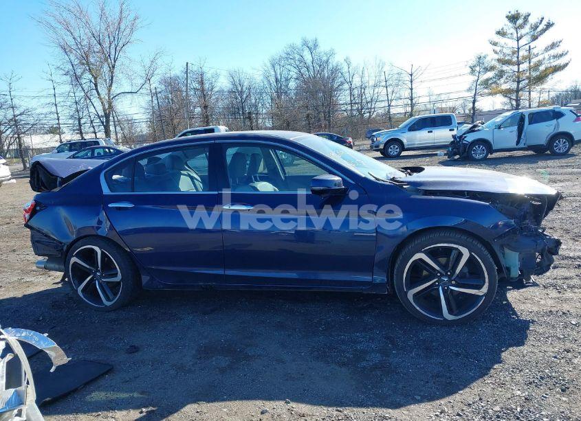 Photo 13 of 2014 Honda Accord EX-L V-6 (VIN 1HGCR3F82EA004653)