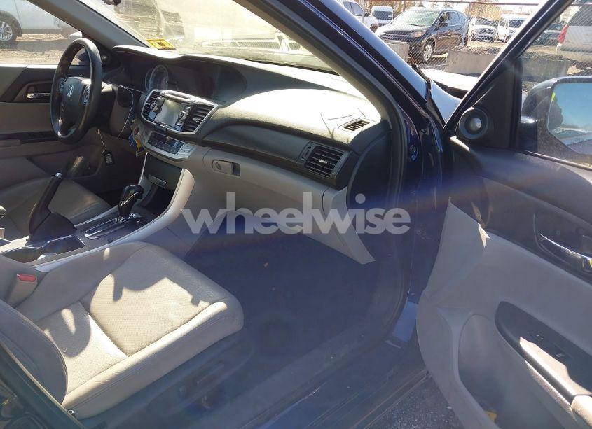 Photo 5 of 2014 Honda Accord EX-L V-6 (VIN 1HGCR3F82EA004653)