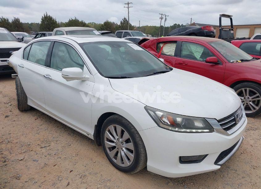 2014 Honda Accord EX-L V-6 (VIN 1HGCR3F82EA013515) main photo