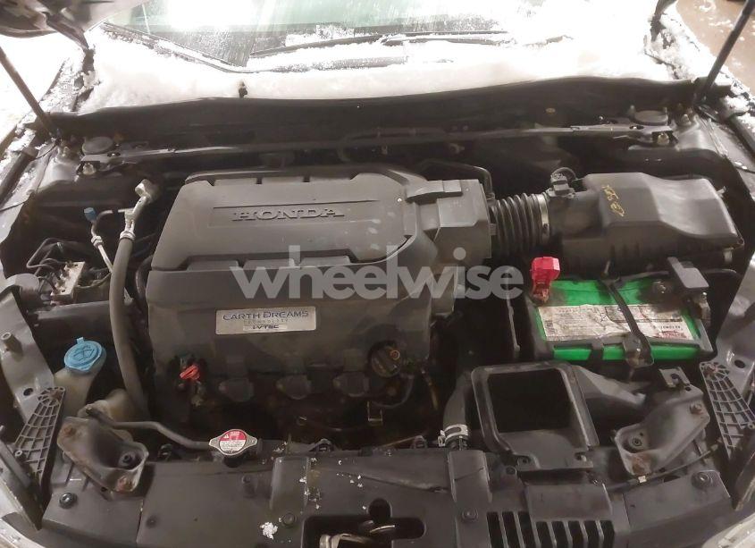 Photo 10 of 2014 Honda Accord EX-L V-6 (VIN 1HGCR3F82EA034820)