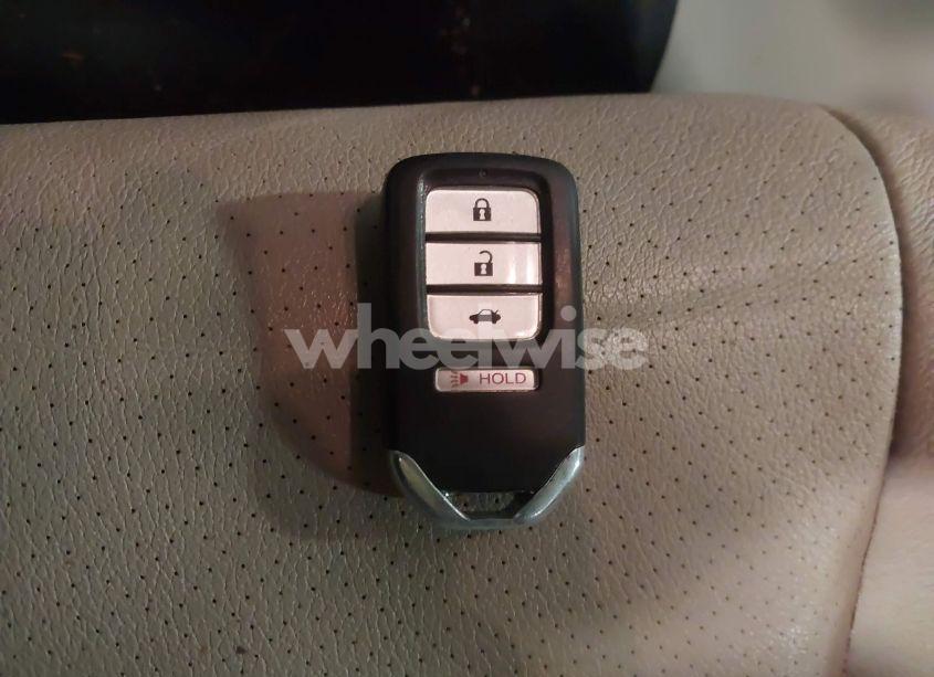 Photo 11 of 2014 Honda Accord EX-L V-6 (VIN 1HGCR3F82EA034820)