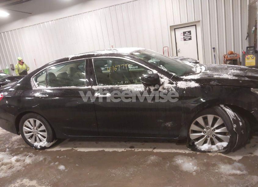 Photo 13 of 2014 Honda Accord EX-L V-6 (VIN 1HGCR3F82EA034820)