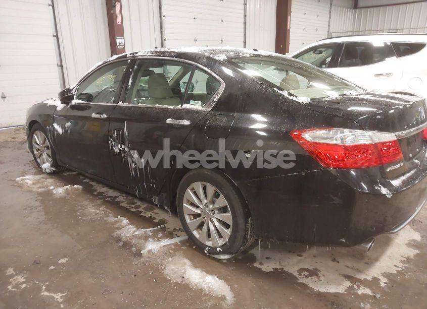 Photo 3 of 2014 Honda Accord EX-L V-6 (VIN 1HGCR3F82EA034820)