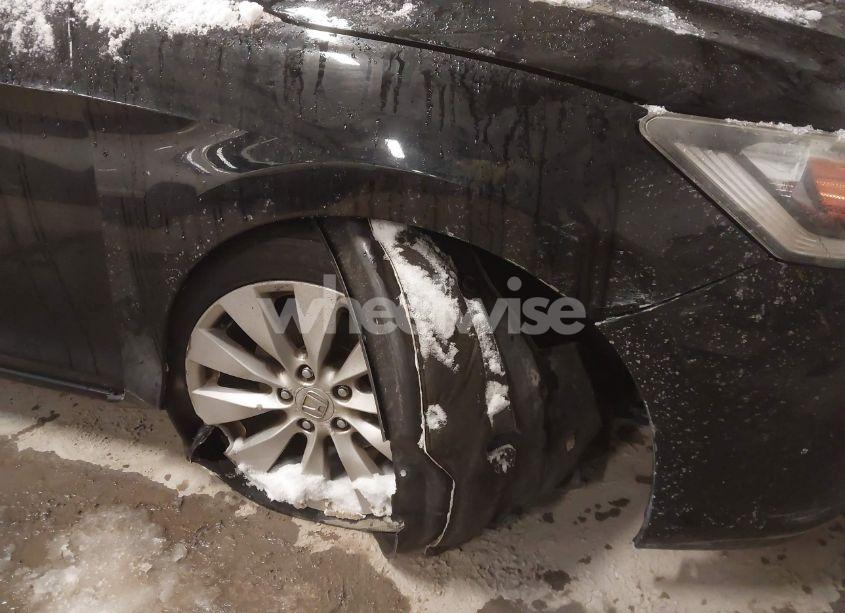 Photo 6 of 2014 Honda Accord EX-L V-6 (VIN 1HGCR3F82EA034820)