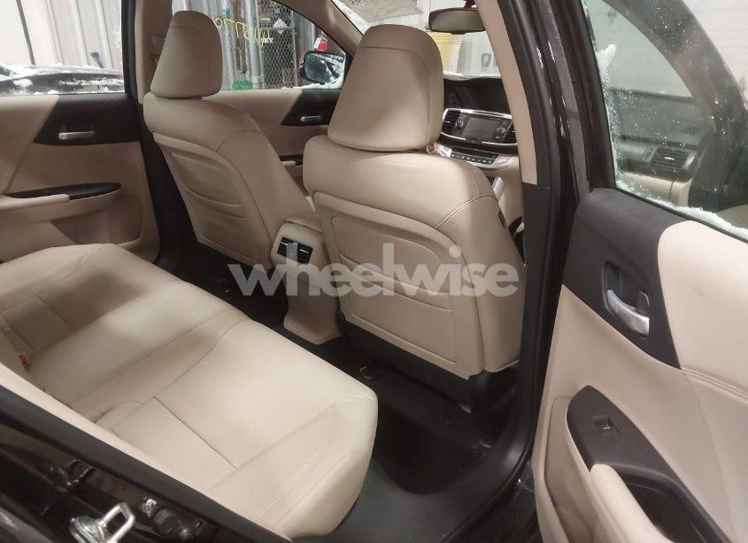 Photo 8 of 2014 Honda Accord EX-L V-6 (VIN 1HGCR3F82EA034820)