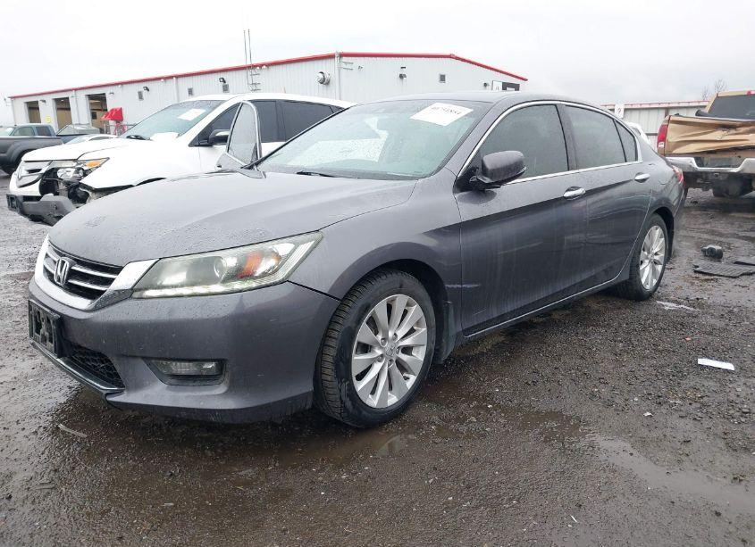 Photo 2 of 2014 Honda Accord EX-L V-6 (VIN 1HGCR3F82EA040505)