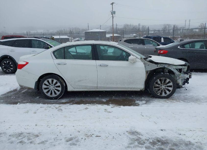 Photo 13 of 2015 Honda Accord EX-L V-6 (VIN 1HGCR3F82FA006260)