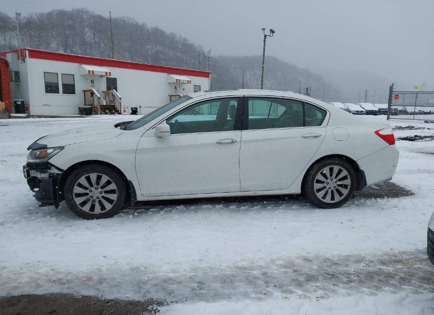 Photo 14 of 2015 Honda Accord EX-L V-6 (VIN 1HGCR3F82FA006260)