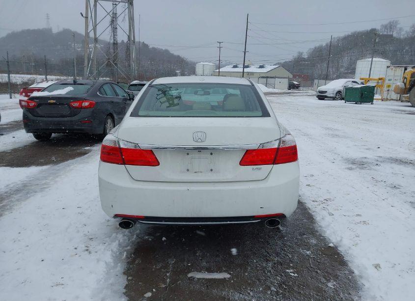 Photo 16 of 2015 Honda Accord EX-L V-6 (VIN 1HGCR3F82FA006260)