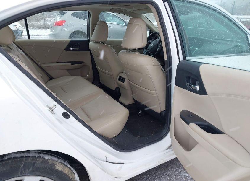 Photo 8 of 2015 Honda Accord EX-L V-6 (VIN 1HGCR3F82FA006260)