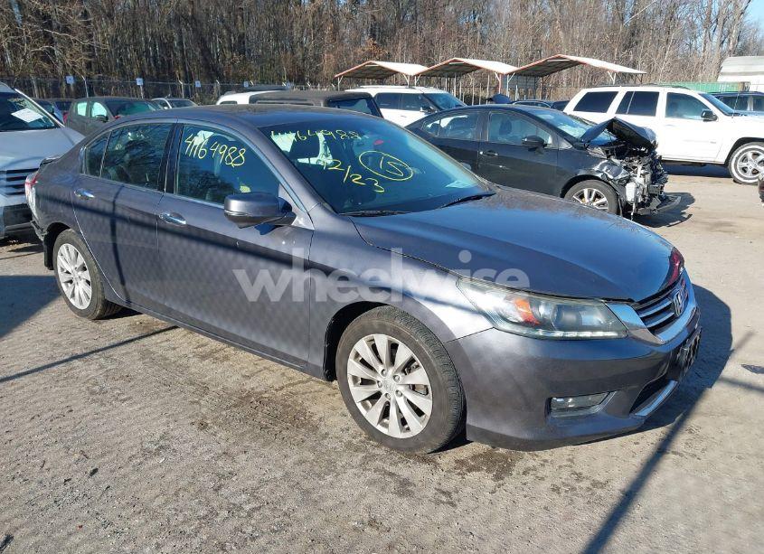 2015 Honda Accord EX-L V-6 (VIN 1HGCR3F82FA013967) main photo