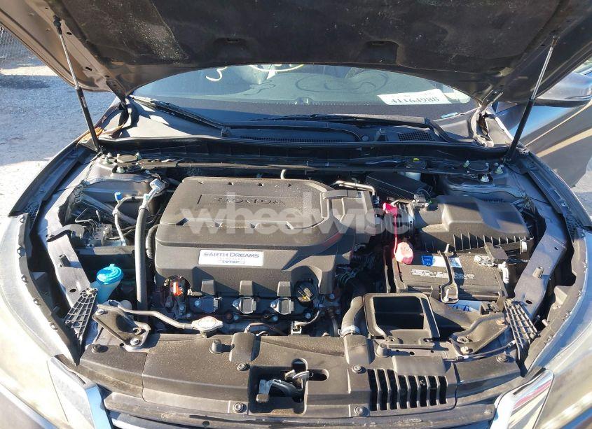 Photo 10 of 2015 Honda Accord EX-L V-6 (VIN 1HGCR3F82FA013967)