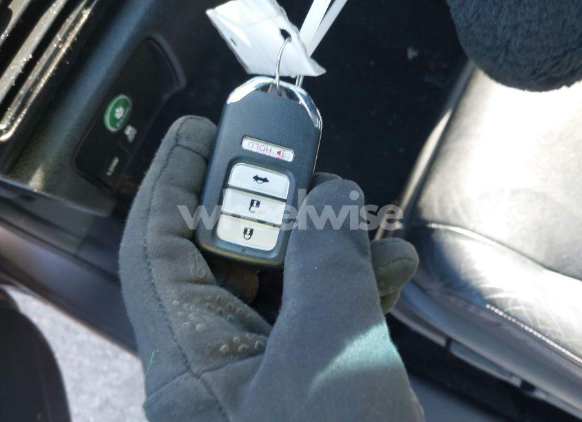 Photo 11 of 2015 Honda Accord EX-L V-6 (VIN 1HGCR3F82FA013967)