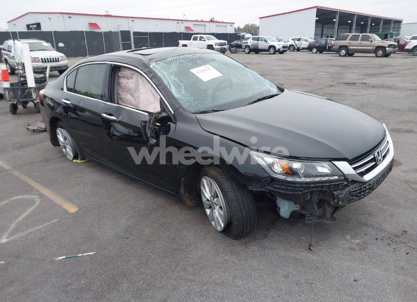 2015 Honda Accord EX-L V-6 (VIN 1HGCR3F82FA019204) main photo