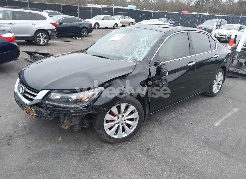 Photo 2 of 2015 Honda Accord EX-L V-6 (VIN 1HGCR3F82FA019204)