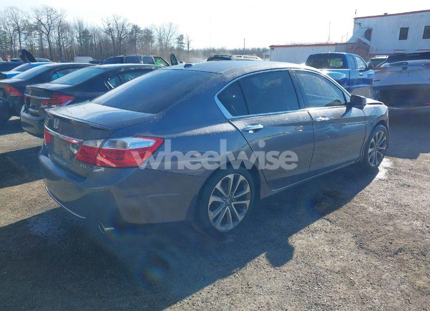 Photo 4 of 2015 Honda Accord EX-L V-6 (VIN 1HGCR3F82FA031708)
