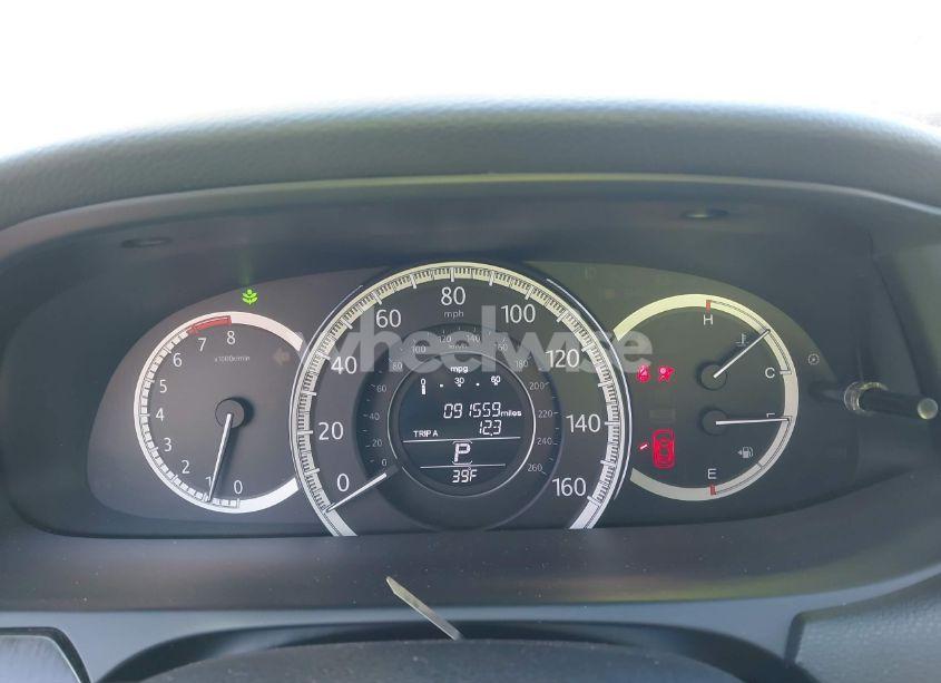 Photo 7 of 2015 Honda Accord EX-L V-6 (VIN 1HGCR3F82FA031708)